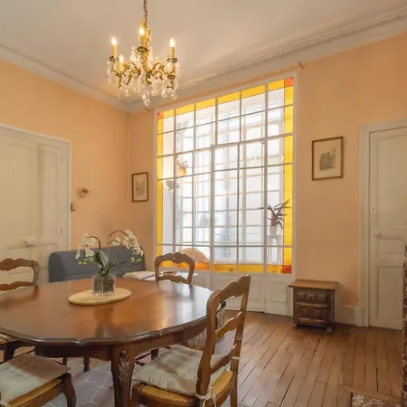 Apartman Chaperonniere