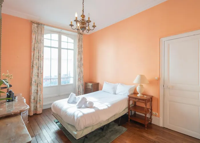 Chaperonniere Apartman