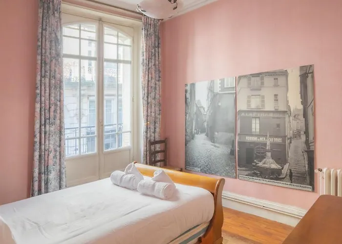 Chaperonniere Apartman *